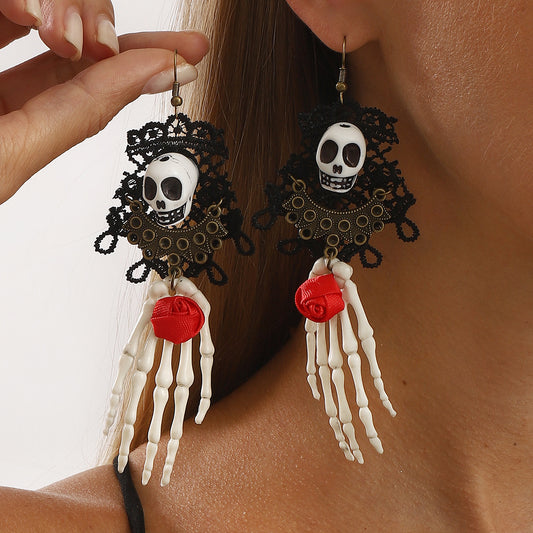 Orecchini in pizzo a forma di teschio gotico scuro di Halloween per uomo e donna, gioielli di moda per feste, placcati in lega di zinco
