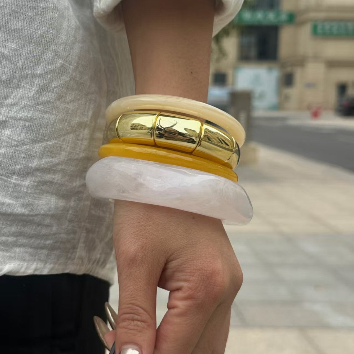 Vintage Minimalist Gold Plated Square Round Acrylic Gradient Beaded Bracelet