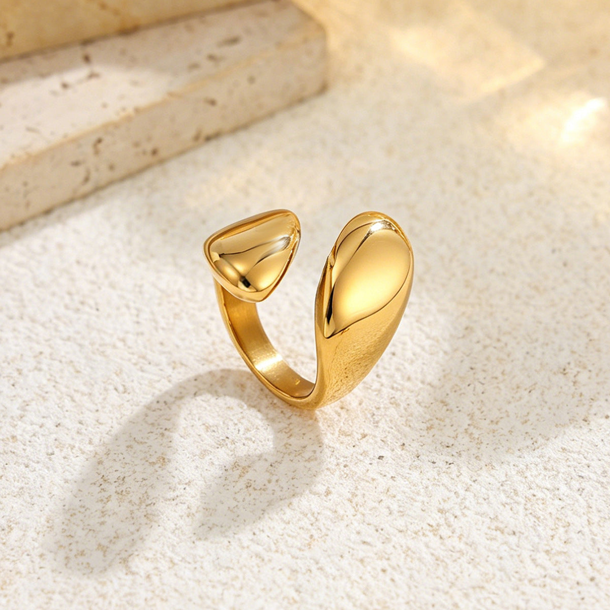 Luxury Plated Stainless Steel Heart Star Rhinestone Ring for Women