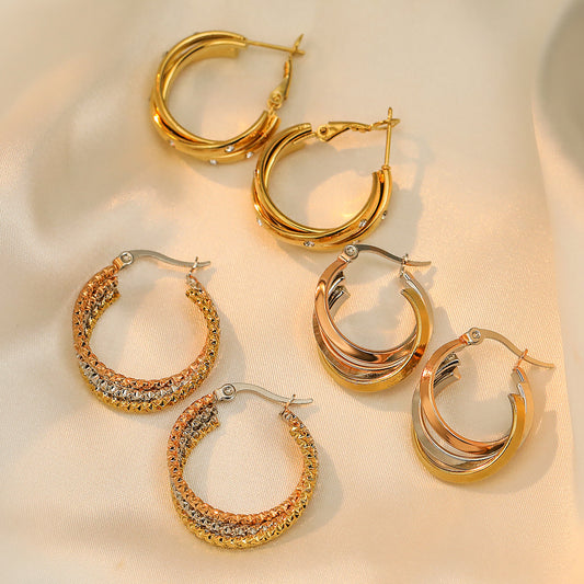 Orecchini Minimalisti a Clip in Acciaio al Titanio con Placcatura in Oro 18K dal Design d'Epoca per Donne