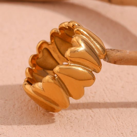 Fashionable Heart-Shaped Stainless Steel Ring with 18K Gold Plating for Women