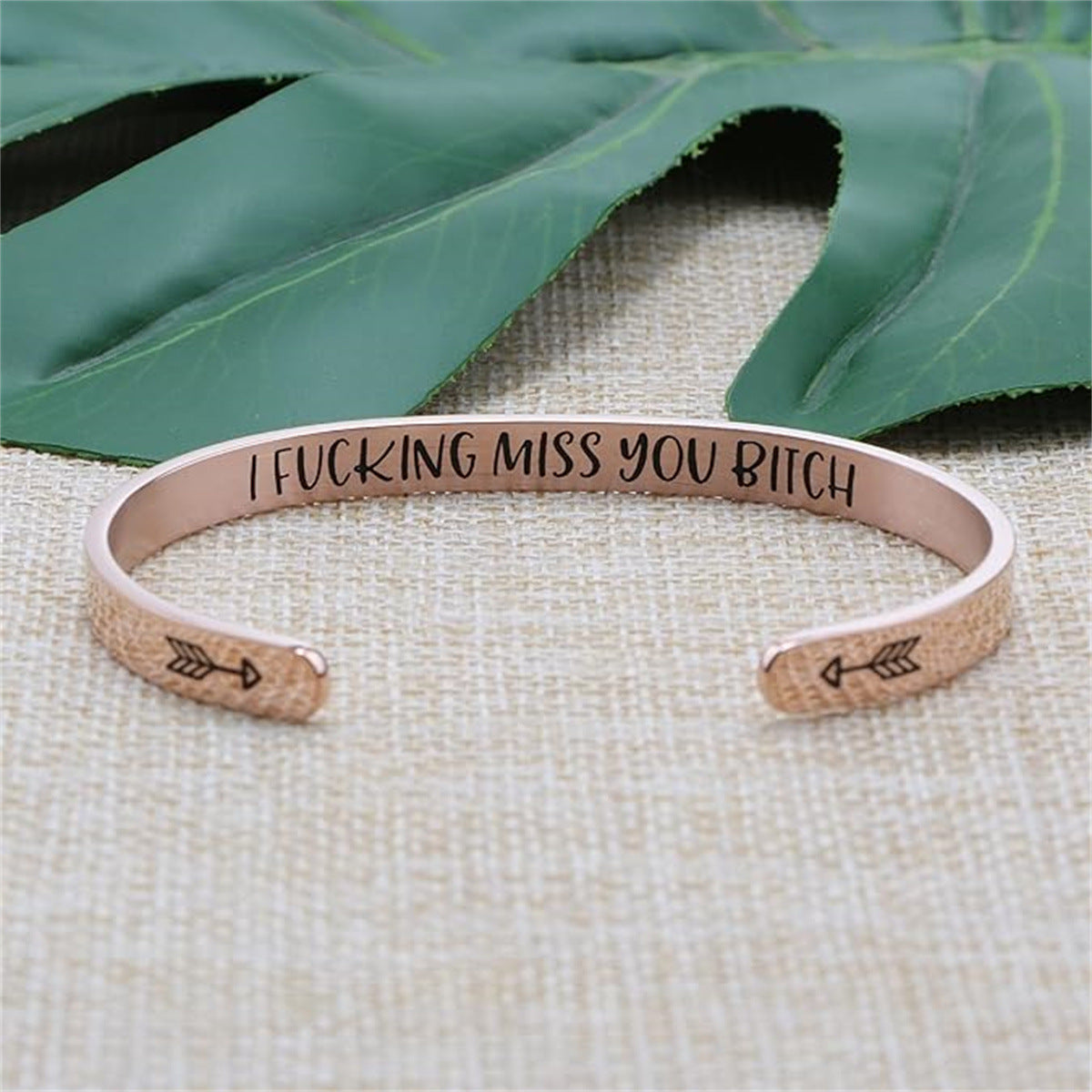 Pulsera de acero inoxidable de moda para mujer con acabado chapado, regalo ideal de Navidad, cumpleaños, Acción de Gracias para mamá