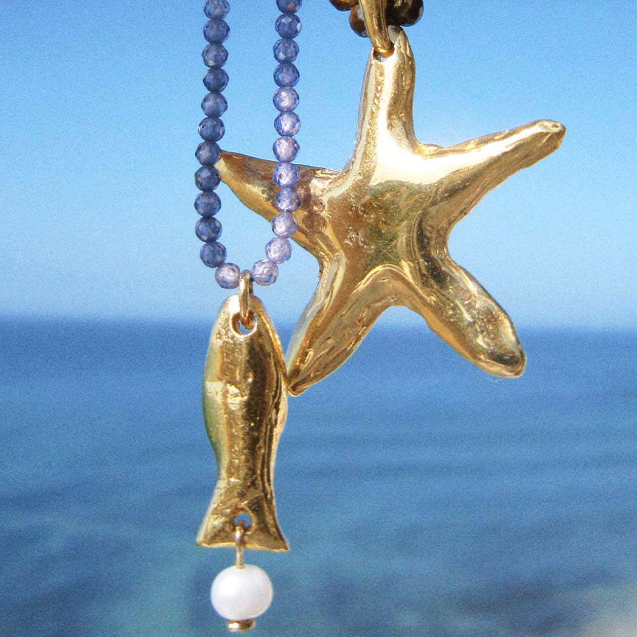 Minimalist Ocean-Themed Necklace with Stainless Steel Fish Starfish and Shell Beads Snake Chain Vacuum Plated 18K Real Gold Finish