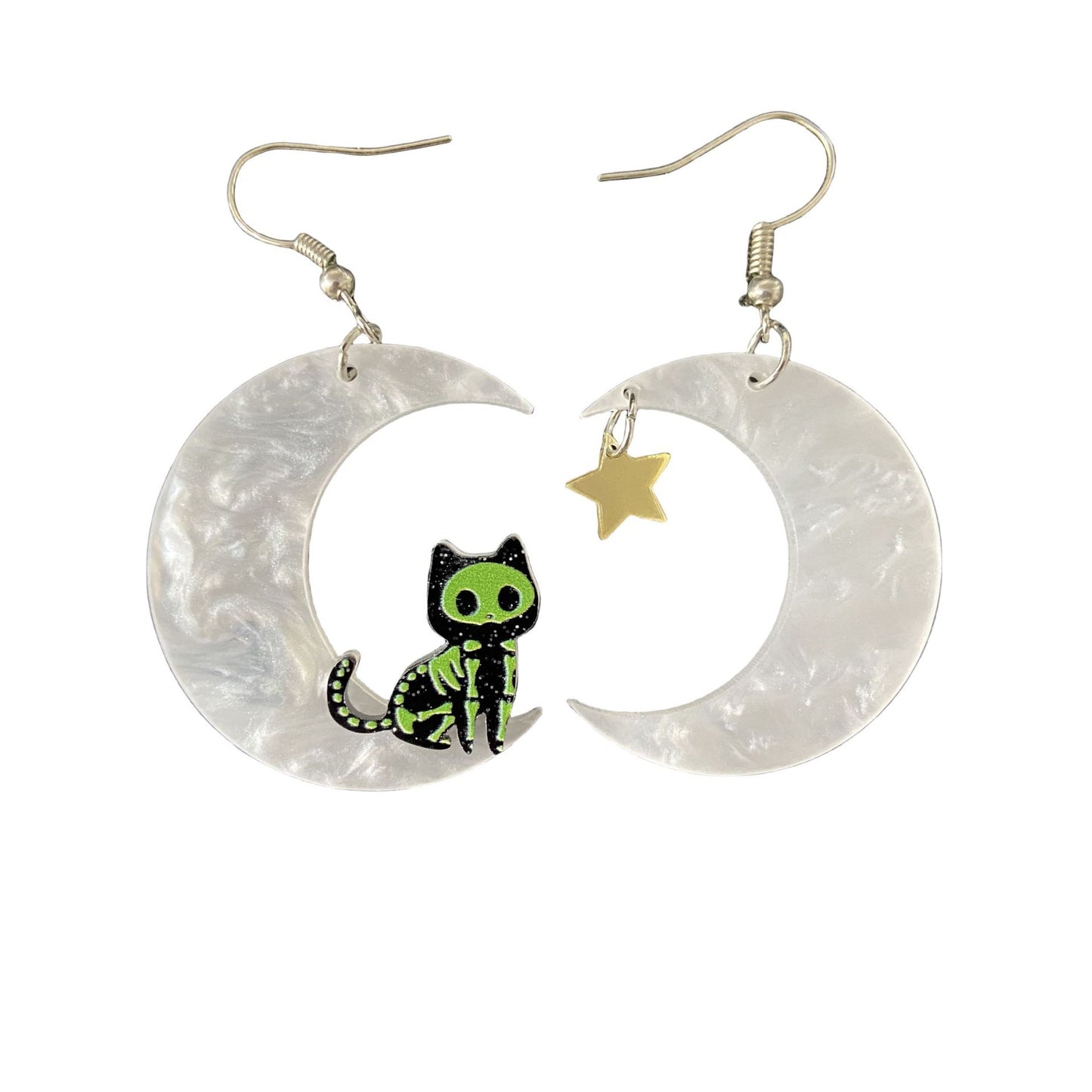 Orecchini in acrilico con gatto sulla luna di Halloween e design stampato per donna