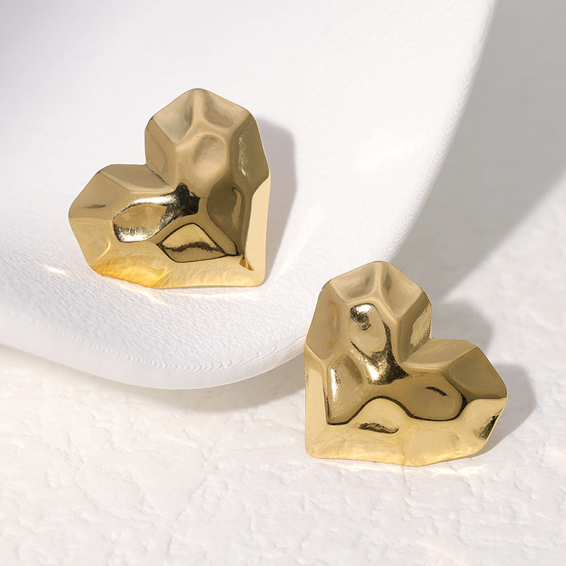 Pendientes de Tuerca Minimalistas de Acero Inoxidable con Forma de Corazón y Acabado Chapado para Mujer