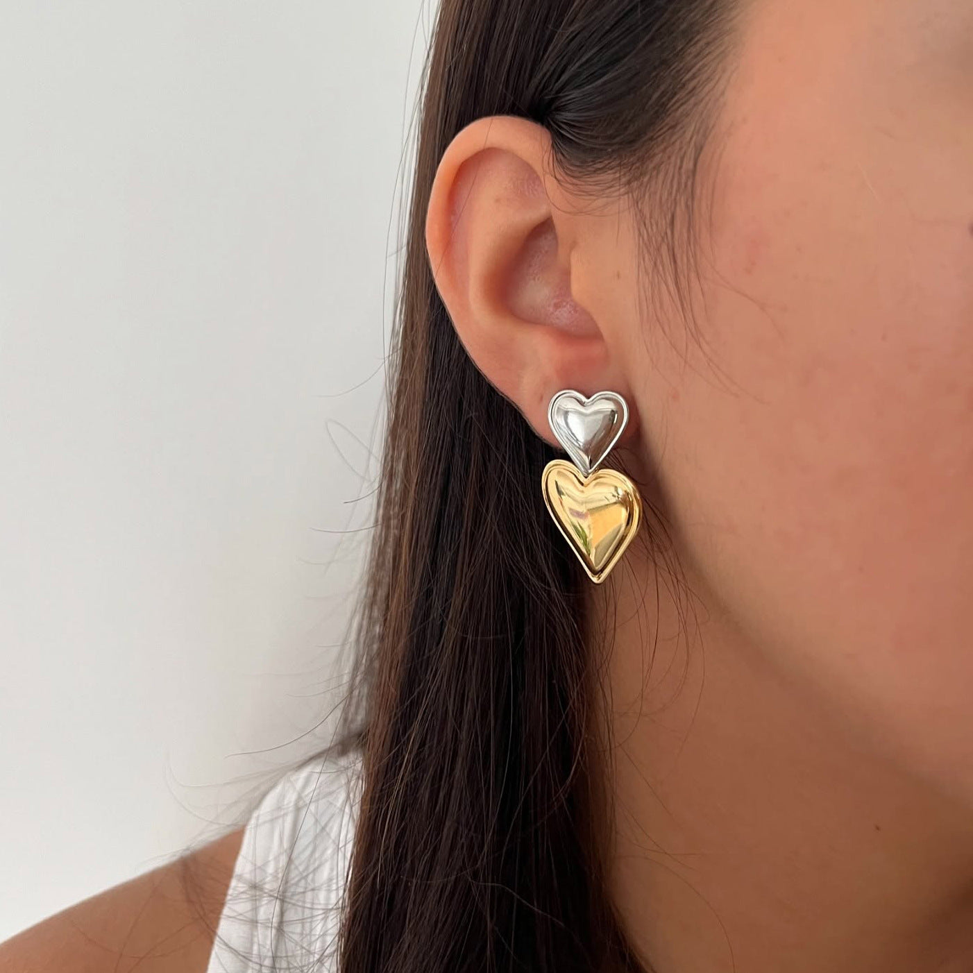 Orecchini a Cuore Minimalisti in Acciaio Inossidabile con Finitura Galvanizzata da Donna