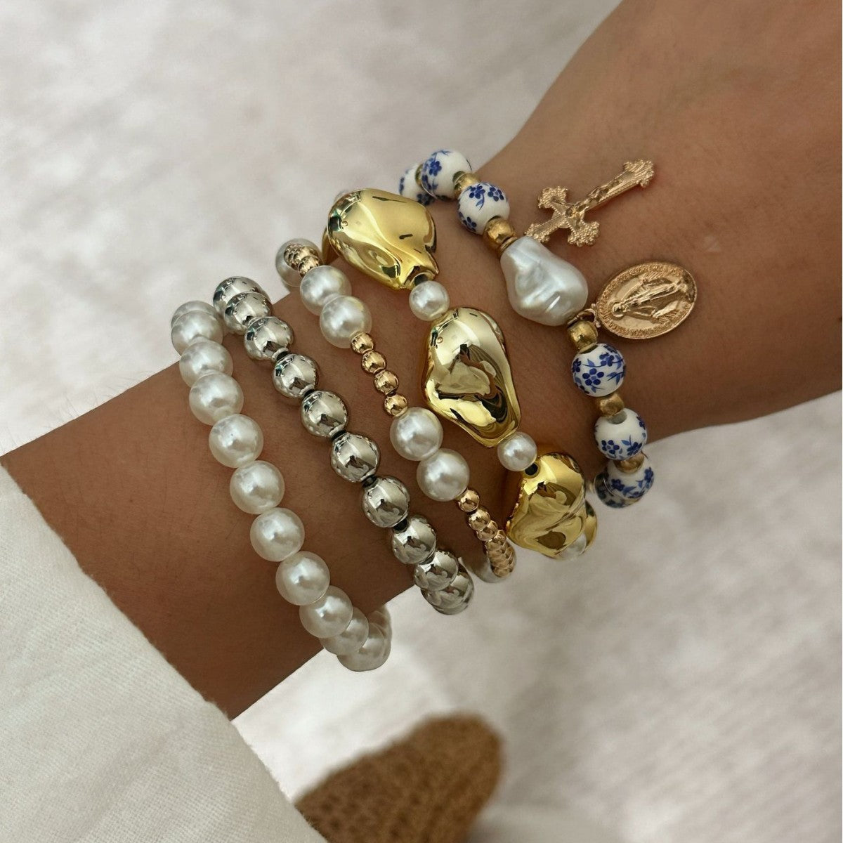 Elegant Geometric Acrylic Baroque Pearl Bracelet for Women