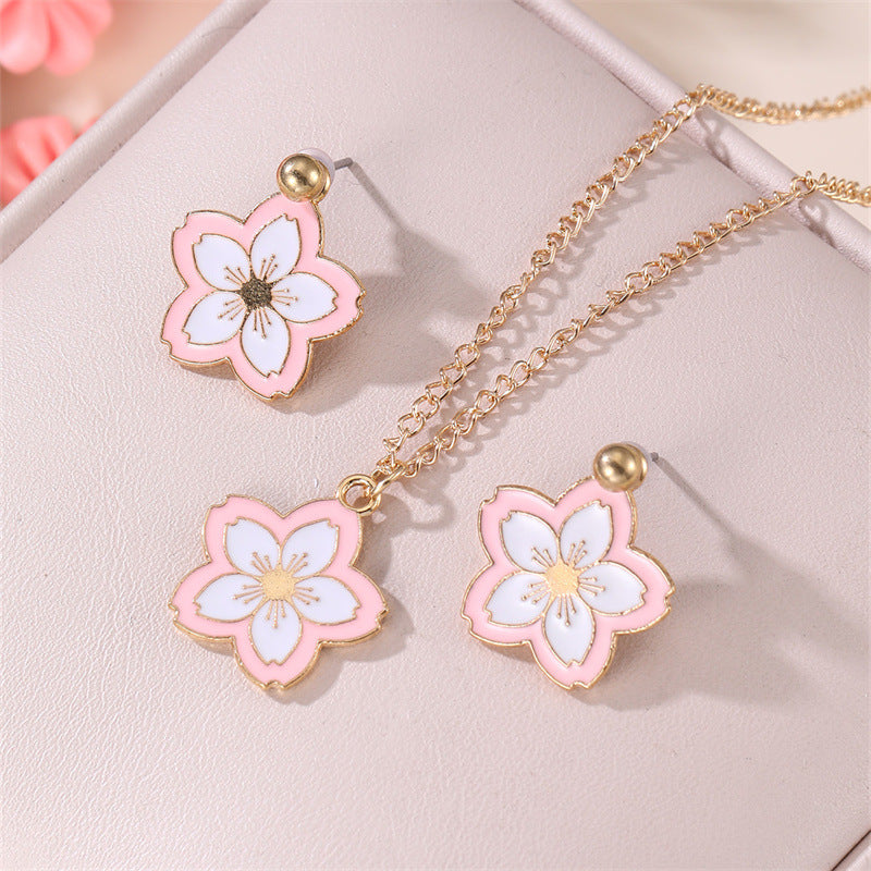 Collar con colgante de mariposa minimalista para niñas, cadena de aleación con acabado esmaltado y dije de resina