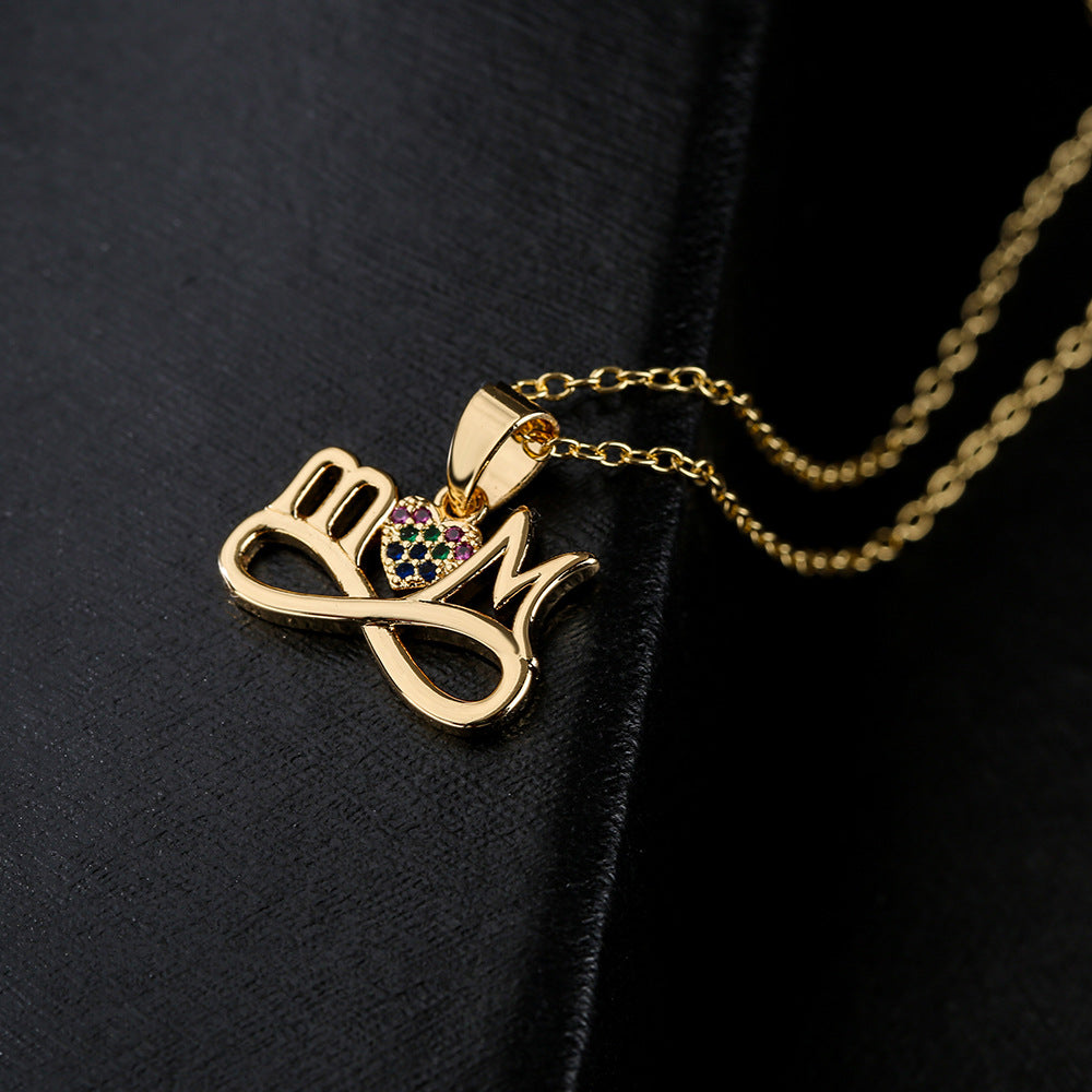 Collana con ciondolo a forma di cuore minimalista in rame placcato oro 18K da donna