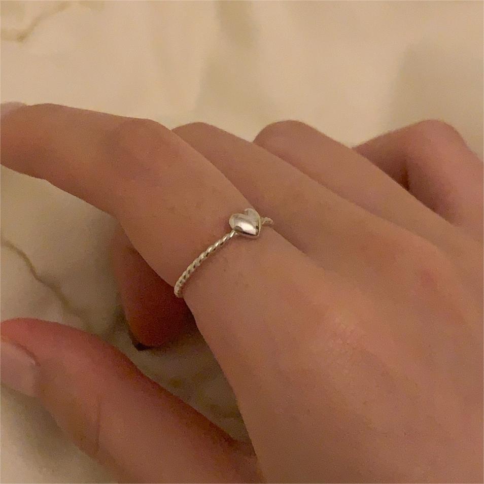 Minimalist Heart-Shaped S925 Sterling Silver Ring with Silver Inlay for Women