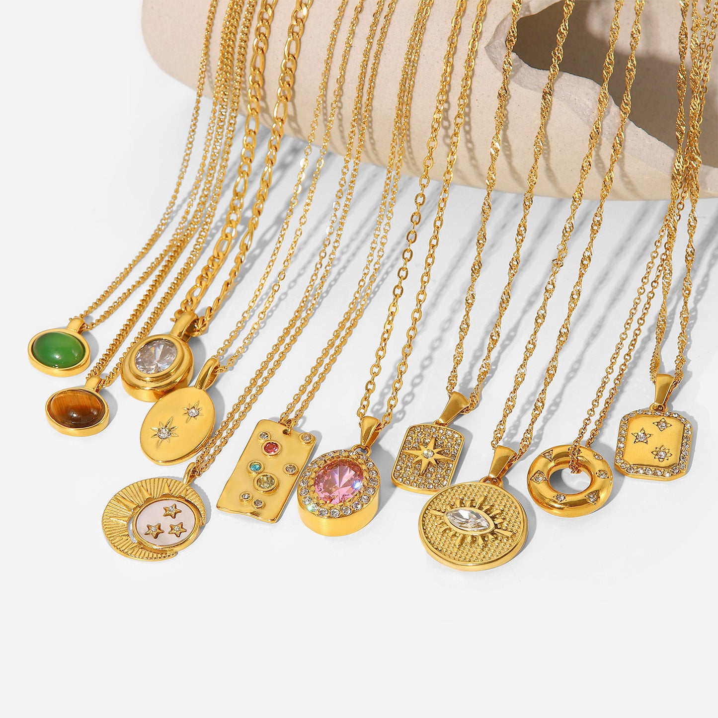 Collar con colgante de piedra natural geométrica de acero inoxidable chapado en oro de 18 quilates vintage para mujer