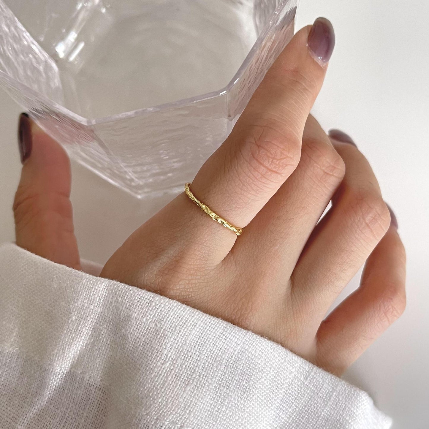Minimalist Wave-Shaped 925 Sterling Silver Ring for Women Geometric Design with Water-Like Luster