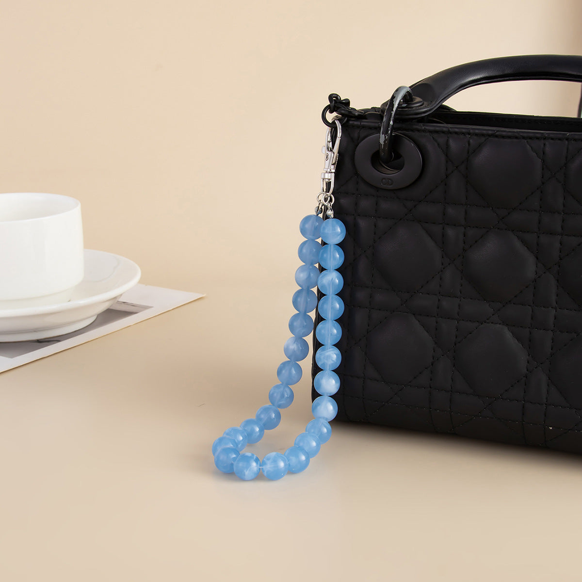 Gradient Geometric Round Alloy Bag Charm Keychain
