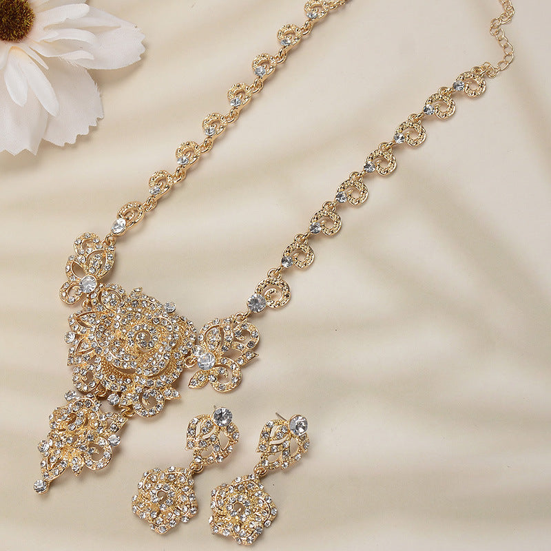 Vintage Floral Plated Alloy Snake Chain Necklace Set for Women