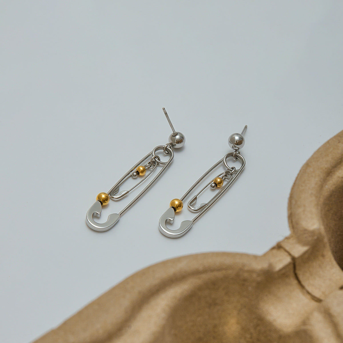 Minimalist Geometric Paperclip Stainless Steel Earrings Titanium Steel Post Gold Plated Jewelry for Women
