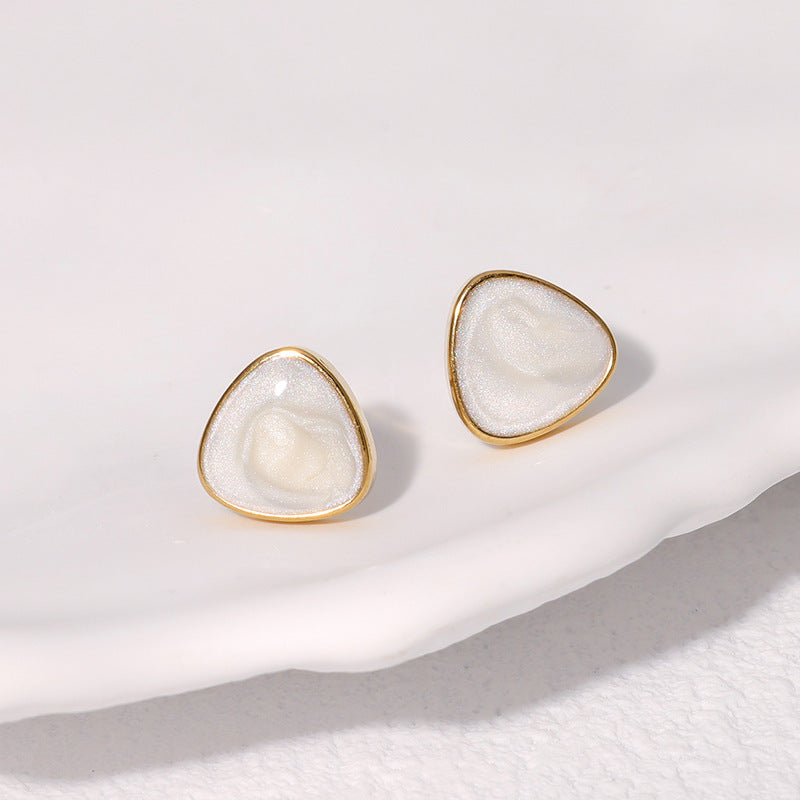 Orecchini a perno da donna alla moda con triangolo geometrico minimalista in smalto placcato oro 18 carati in acciaio inossidabile
