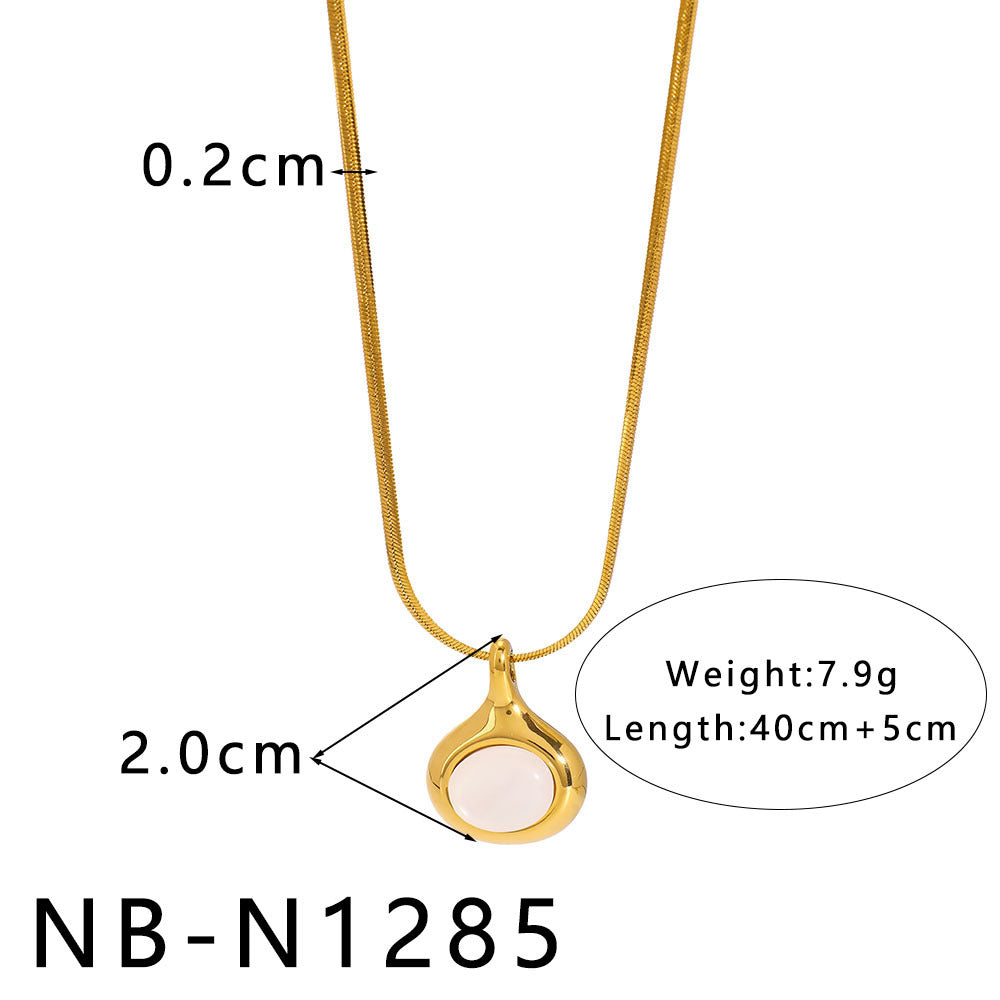Collana Minimalista con Ciondolo Geometrico in Acciaio al Titanio con Placcatura in Oro 18K su Catena O per Donna