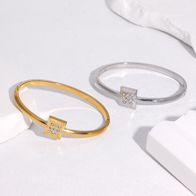 Minimalist Elegant Gold Plated Geometric Square Stainless Steel Bracelet with Rhinestone