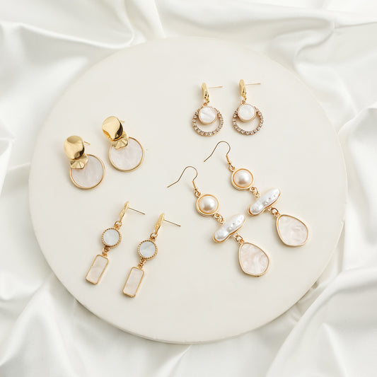 Vintage Geometric Round Rhinestone Inlay Zinc Alloy Earrings for Women