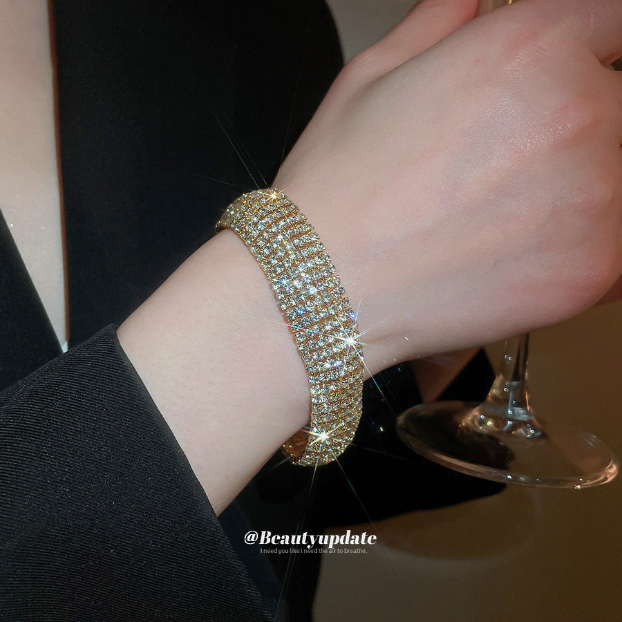 Pulsera redonda de metal minimalista con incrustaciones de diamantes de imitación para mujer, brazalete elegante de estilo de lujo