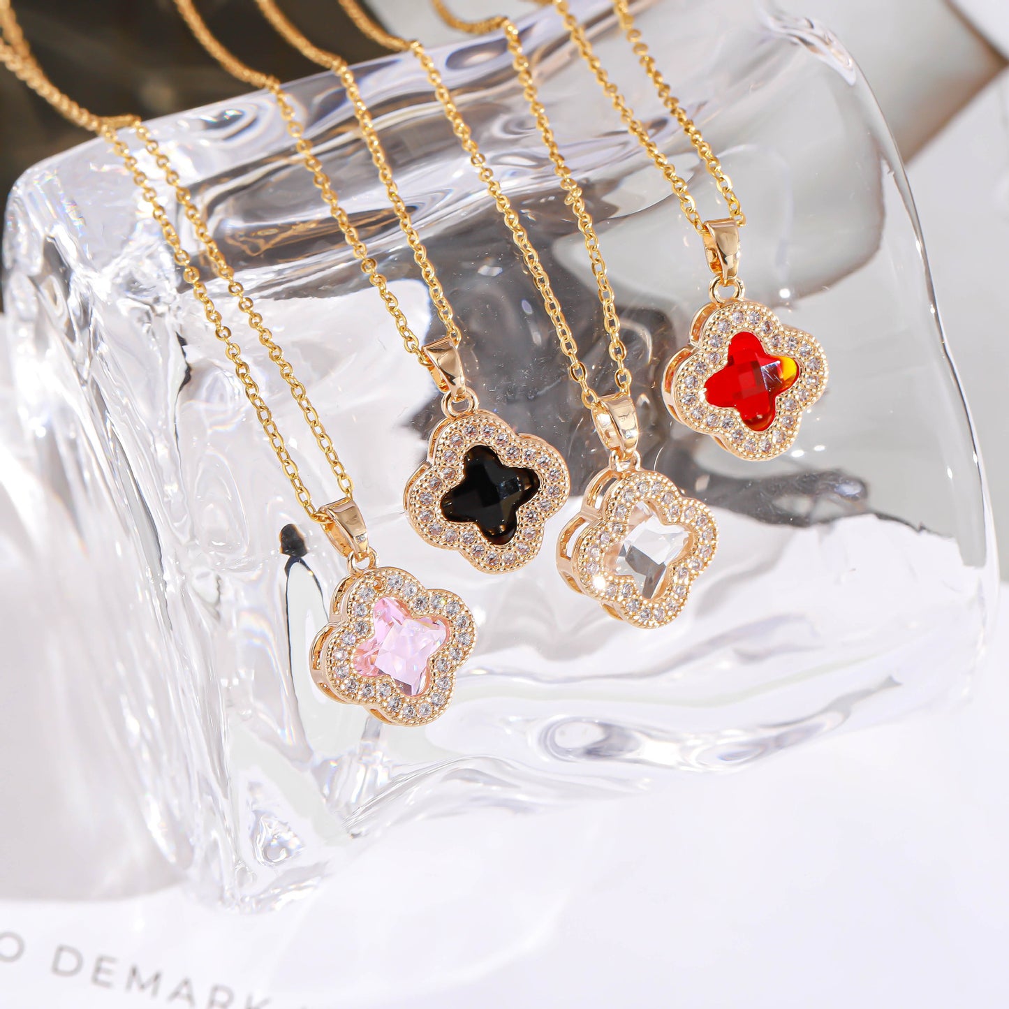 Sweet Elegant Floral Titanium Steel Inlay Rhinestone Pendant Necklace for Women