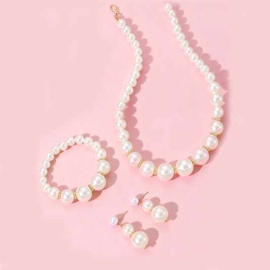 Sweet Vintage Style Children's Pearl Necklace Set with Geometric Pendant on Pearl Chain for Girls Aged 3-10+ Years
