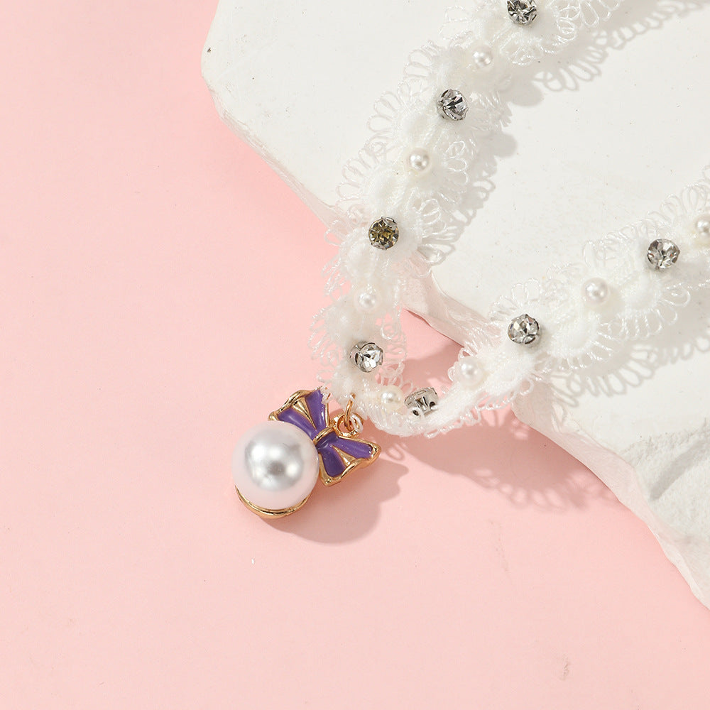 Collar Minimalista con Colgante de Perla para Niñas con Detalles de Diamantes de Imitación, Collar Ajustable del Tamaño de una Niña en Tono Blanco