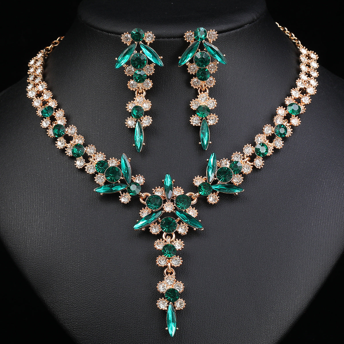 Elegant Floral Design Alloy Necklace Set with Rhinestone Pendant, Electroplated O-Chain and Matching Earrings for Wedding and Formal Occasions