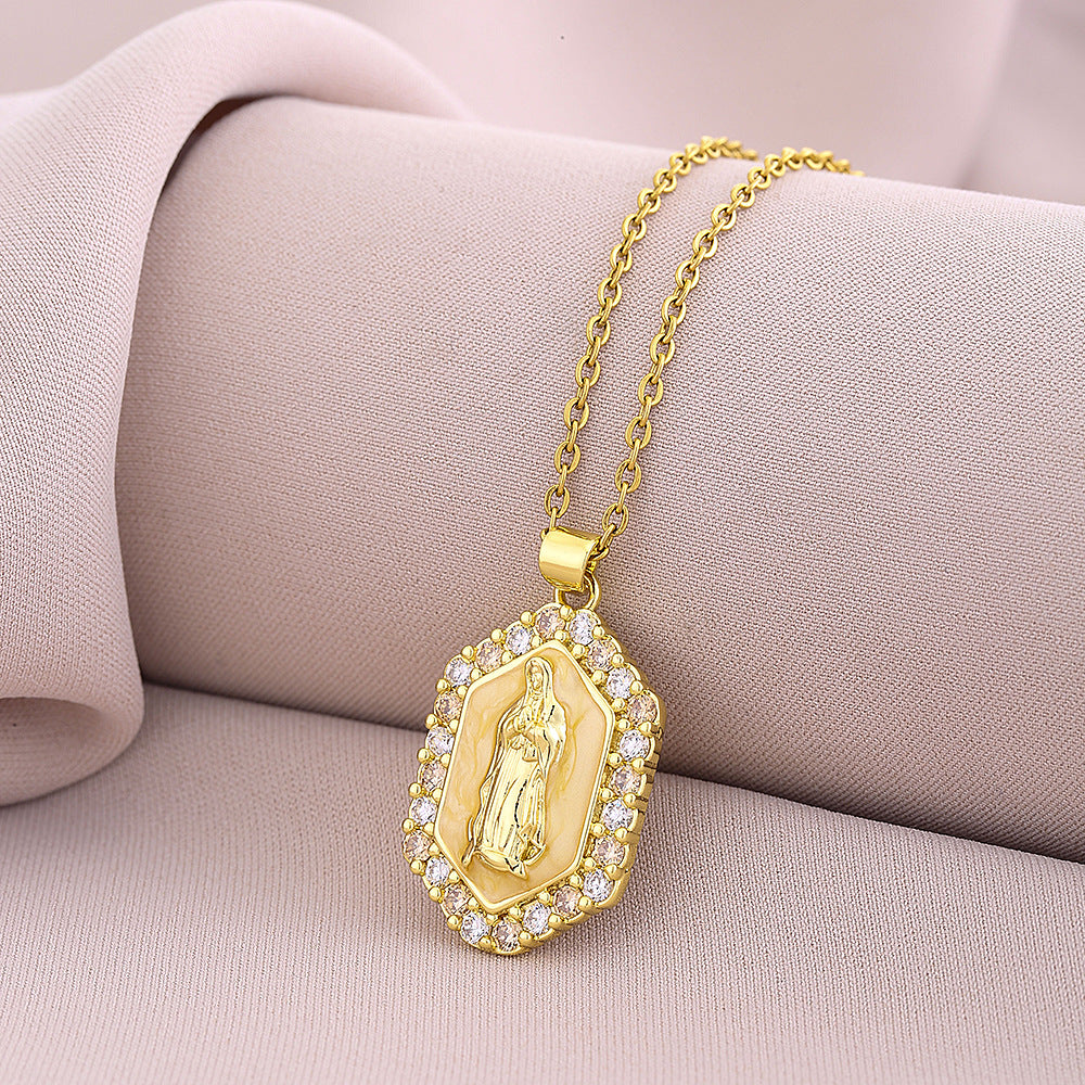 Collana con Pendente Vintage in Smalto e Zirconia dalla Forma Geometrica con Catena a Maglie per Unisex