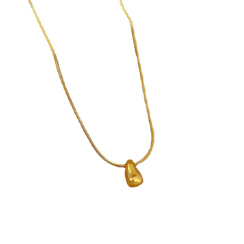 Elegante Collana Pendente Geometrica da Donna in Acciaio al Titanio Placcato Oro con Motivo Floreale Fresco