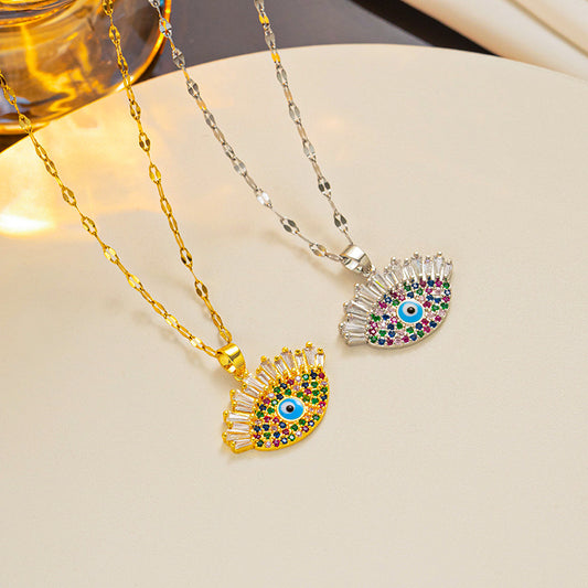 Collana Pendente Occhio di Allah alla Moda da Donna in Acciaio al Titanio con Intarsi in Strass e Placcatura in Oro 18K su Catena Ondulata