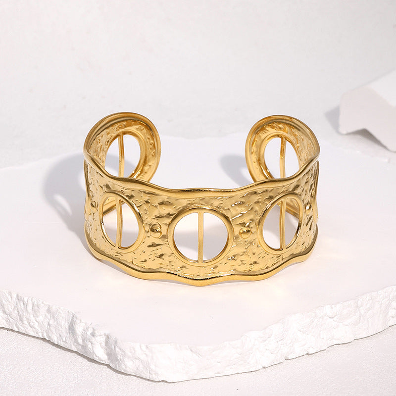 Minimalist Stainless Steel Open Bangle Bracelet with 18K Gold Plating for Women, Hypoallergenic and Fade-Resistant