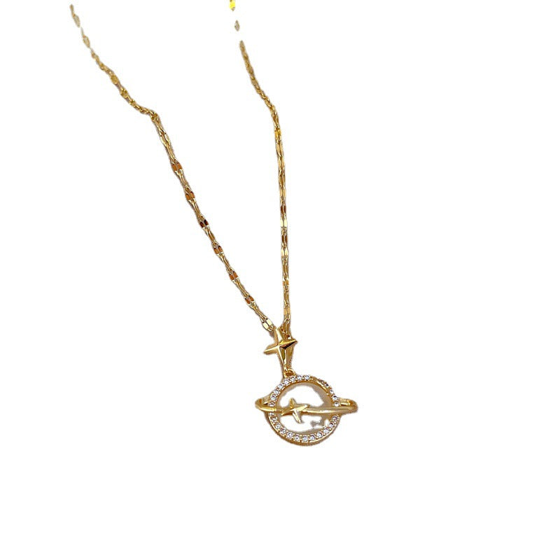 Collana con Pendente Geometrico Minimalista in Acciaio al Titanio per Donna con Pietra Occhio di Gatto Placcata Oro e Catena Ondulata