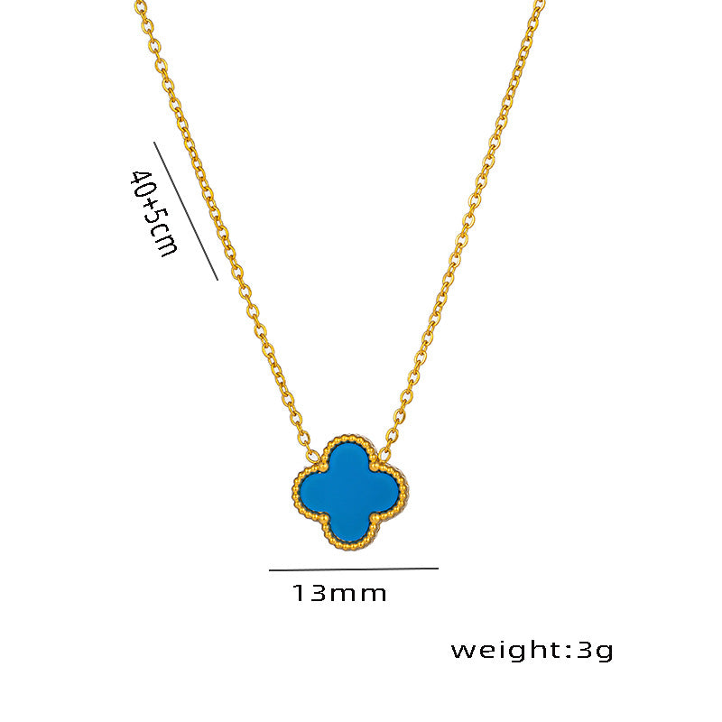 Collana con ciondolo a quadrifoglio minimalista in acciaio al titanio con placcatura in oro 18 carati da donna