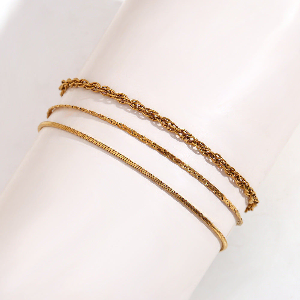 Cavigliera Minimalista Geometrica in Acciaio Inox con Placcatura Oro 18K, Gioiello Elegante a Triplo Strato per Donna