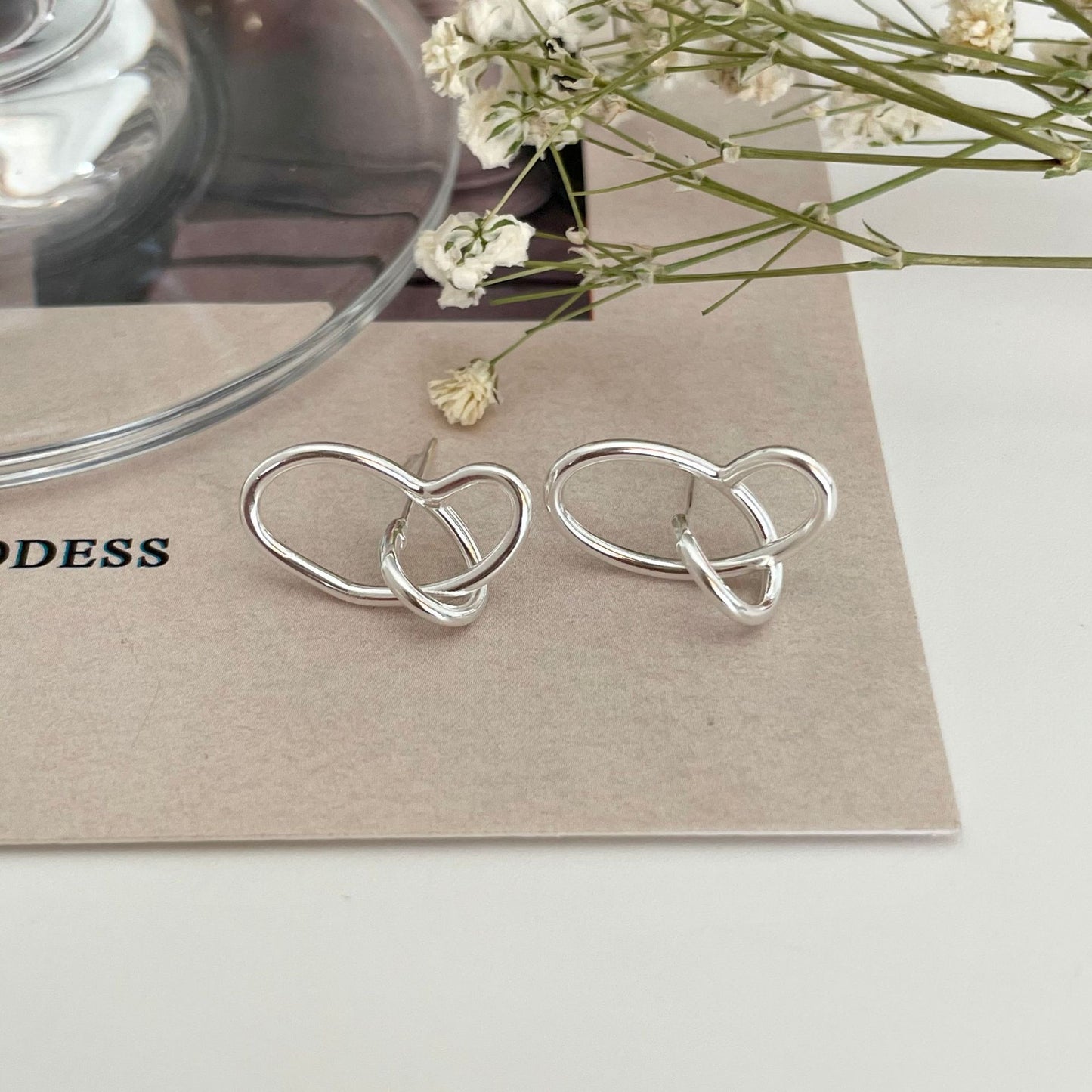 Minimalist Letter-Shaped 925 Sterling Silver Stud Earrings with Crossweave Design and Plated Finish for Women