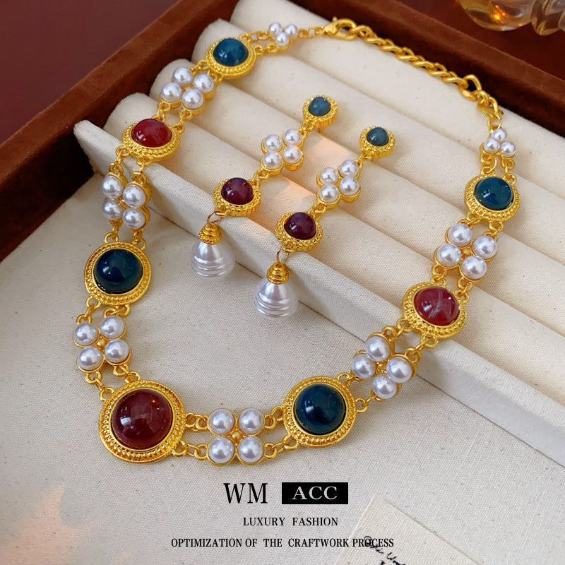 Vintage Style Geometric Pendant Necklace and Tassel Earrings Set with Imitation Pearl Accents and Gold-Plated Alloy Components for Women
