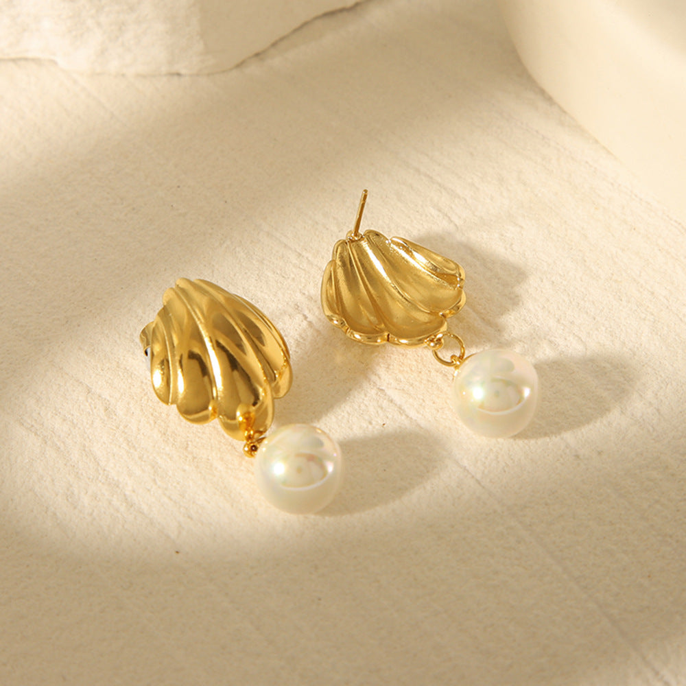 Minimalist Seashell-Shaped Titanium Steel Stud Earrings with 18K Gold Plating for Women