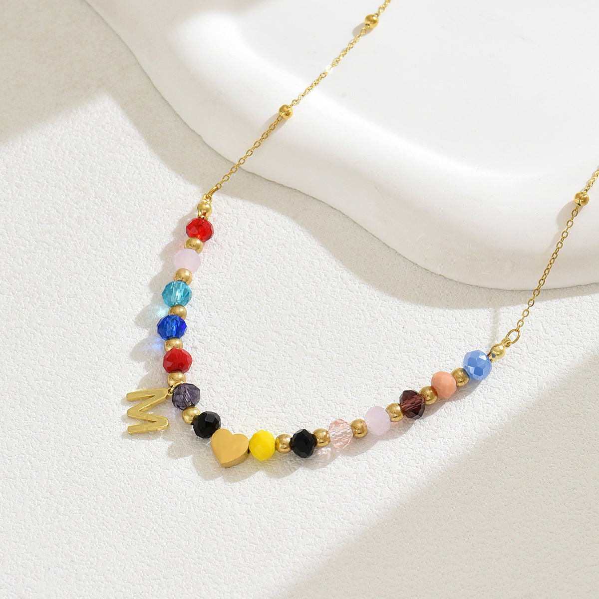 Collar con colgante de letra de corazón minimalista, dulce y fresco, para mujer, cadena larga de clavícula con cobre chapado y diseño de cuentas