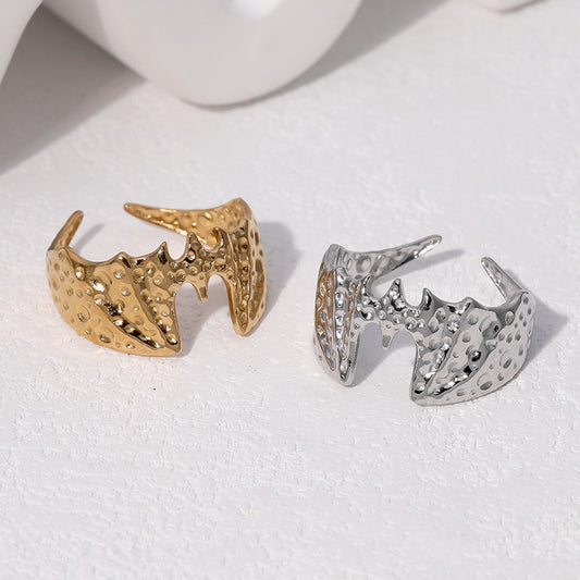 Anello da donna minimalista in acciaio inossidabile a forma di pipistrello con finitura placcata, accessorio di moda regolabile con fascia aperta