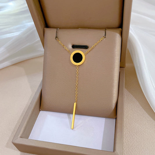 Minimalist Titanium Steel Geometric Pendant Necklace with Floral Accents Collar Chain