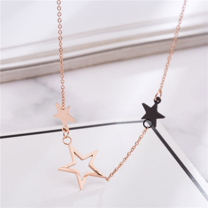 Collana Pendente a Stella a Cinque Punte Minimalista da Donna in Acciaio al Titanio con Placcatura in Oro Rosa 18K
