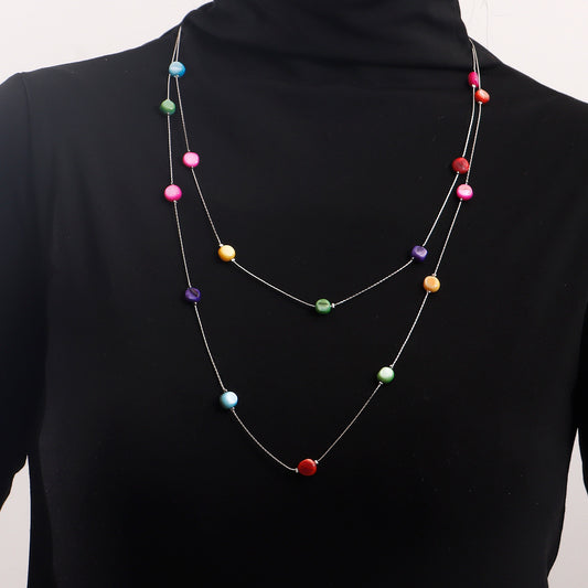 Collana da donna geometrica lunga a strati con nappe e zirconi colorati su base in lega con finitura placcata