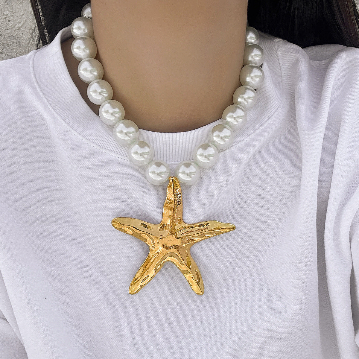 Exaggerated Alloy Star and Shell Pendant Necklace with Imitation Pearl Ball Chain for Women