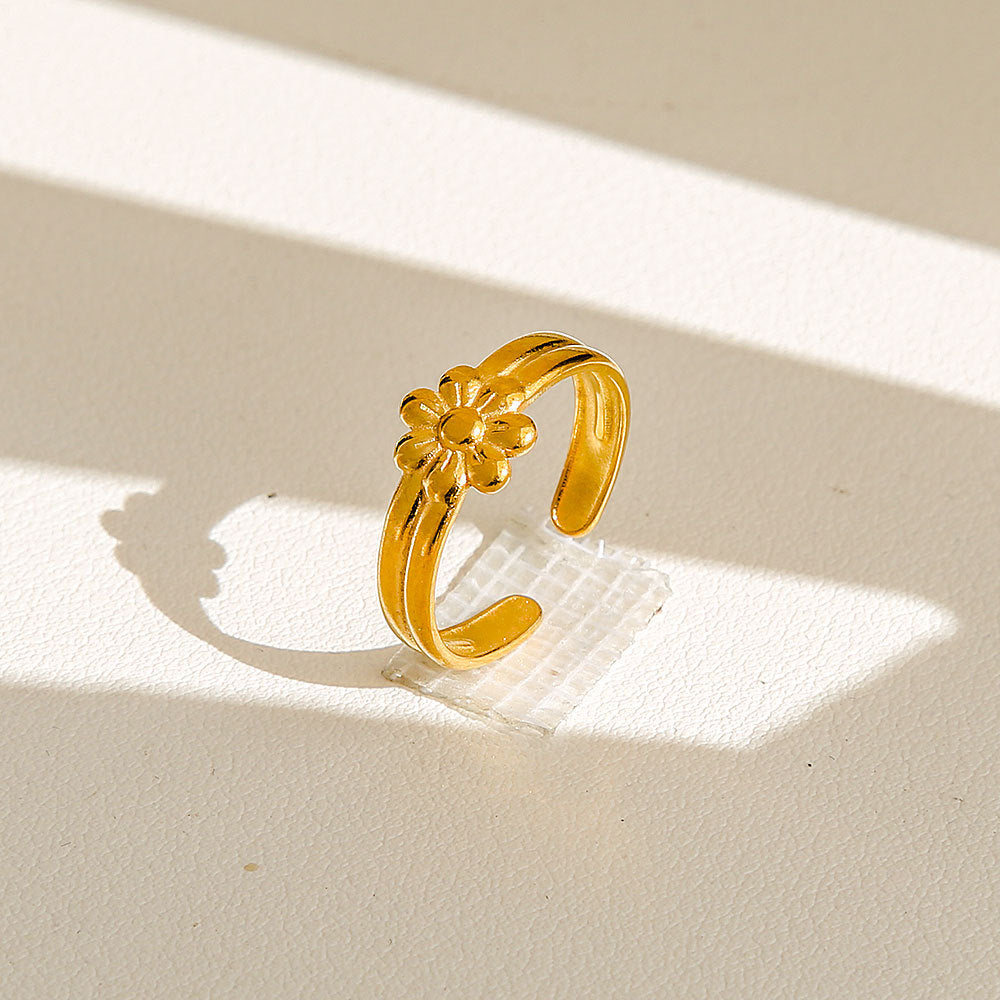 Anello di tendenza da donna in acciaio inossidabile geometrico placcato oro con perle e fiori stile Instagram