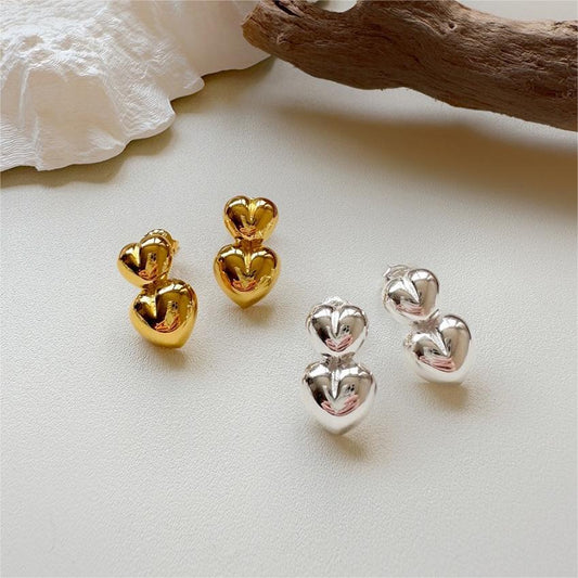 Orecchini a perno minimalisti a forma di cuore in argento sterling 925 con finitura placcata