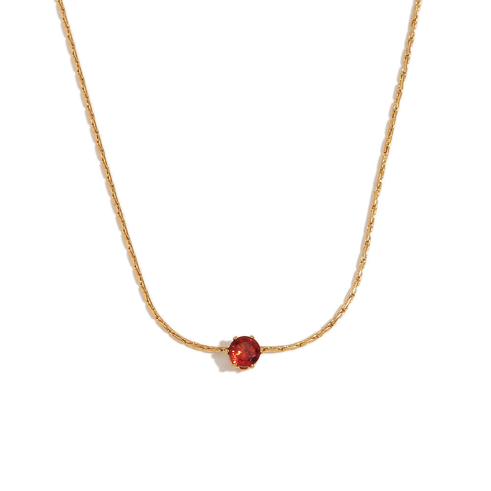 Collana con Pendente Geometrico Minimalista da Donna in Acciaio Inox con Placcatura in Oro 18K e Mini Zirconia su Catena Sottile Intrecciata