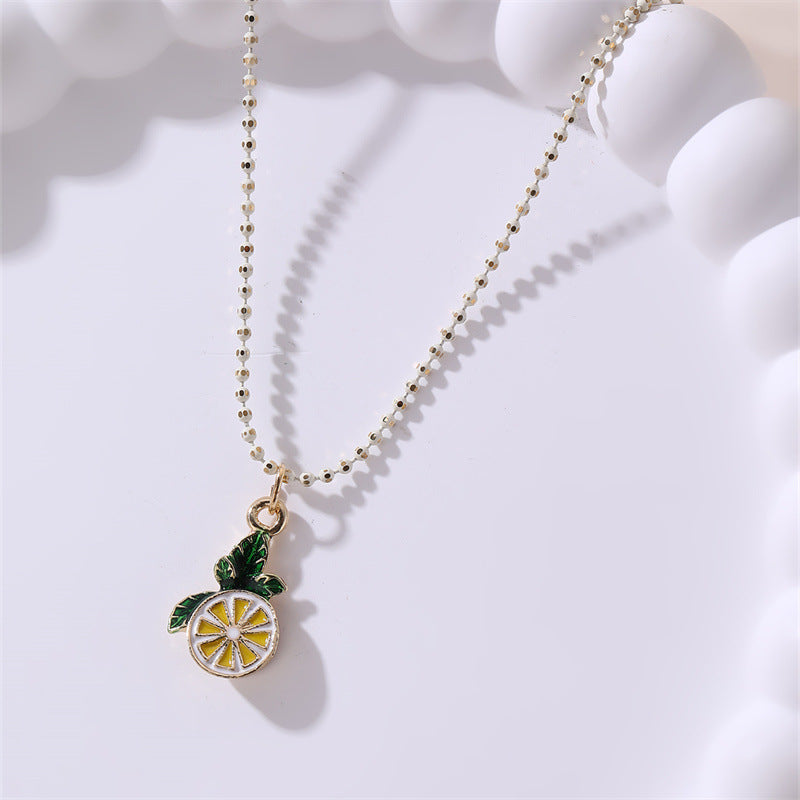 Cute Giraffe Pendant Necklace for Girls with Bowknot Design, Glass Bead Accents, Alloy Charm, Sweet Floral Pattern, Adjustable Length Chain