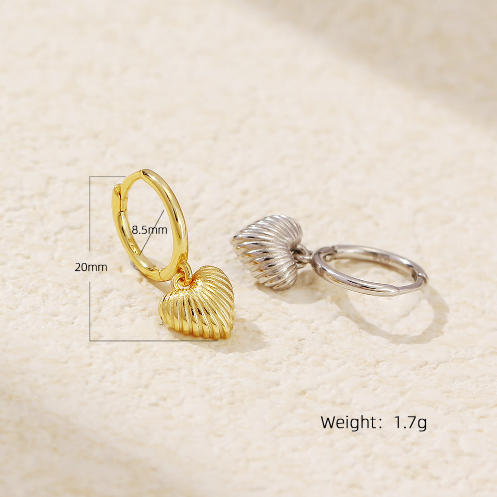Sweet-Edgy Heart-Shaped S925 Sterling Silver Ear Cuffs with Shell Texture and Gold Plating for Women