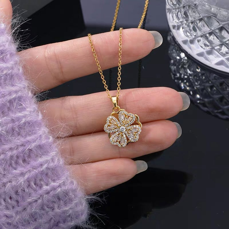 Minimalist Four-Leaf Clover Pendant Necklace for Women Titanium Steel Plated Delicate Clavicle Chain with Irregular Design